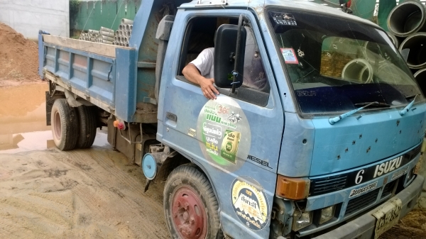 (จองแล้วจากเชียงใหม่)ISUZU NPR115แรง รถห้างแท้ ใช้งานทุกวันที่ร้านวัสดุ รถเดิมๆ...