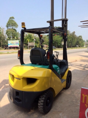 forklift ขายรถฟอร์คลิฟต์ komatsu fd25c-16 สวยปิ้งเหมือนใหม่ ดีเซล เสา4เมตร