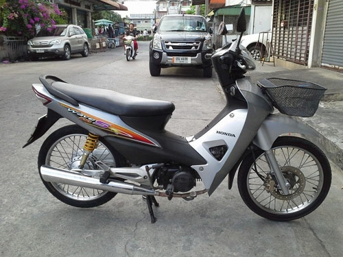 ขาย  Wave 100 Ubox ปี 50 สีเทา รถบ้านสวยมาก เดิมๆ เครื่องแน่น ชุดสีสด เอกสารครบ