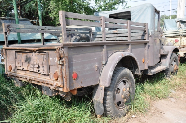 ขายจิ๊ปกลางโตโยต้าสภาพดี ขายตามสภาพมีทะเบียนติดต่อคุณอนันต์0899499898