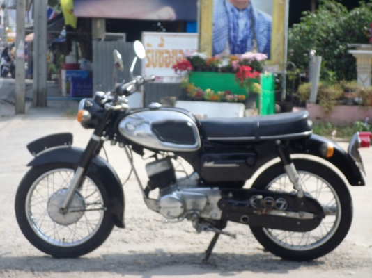 ขาย คาวาวากิ B1 สภาพสวยๆเดิมๆเครื่องดีพร้อมใช้ทะเบียนพร้อมโอน