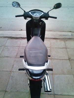 เวฟ 125S โฉมไอ สตาร์ทมือ