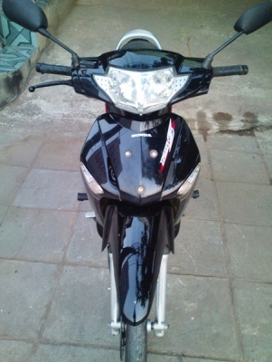 เวฟ 125S โฉมไอ สตาร์ทมือ