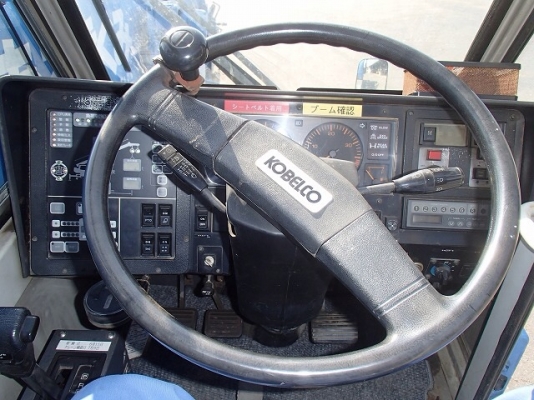 ขายรถเครน KOBELCO 7 ตัน KR70-2 นำเข้าจากญี่ปุ่นสภาพดีพร้อมใช้งาน  พร้อมทะเบียน
