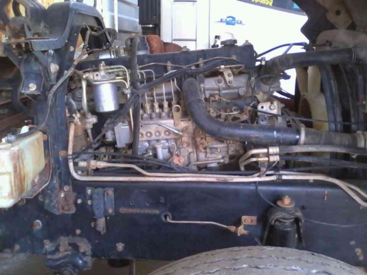 ฝากขาย 10ล้อดั้ม ISUZU DECA270 maxroad ปี49 , HiNO mega260 ปี47เกียรetom ทั้ง2คันใช้งานได้ดี ขายคันละ1900000