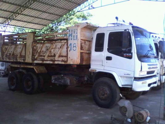 ฝากขาย 10ล้อดั้ม ISUZU DECA270 maxroad ปี49 , HiNO mega260 ปี47เกียรetom ทั้ง2คันใช้งานได้ดี ขายคันละ1900000