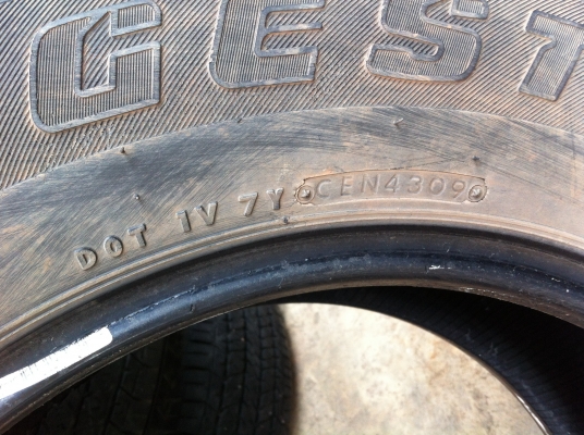 ขายยาง 265-65-17 บริสสโตน ปี 09