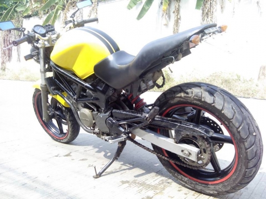 ขาย H0NDA  VTR250 ปี 97 รถพ้อมใช้ครับ