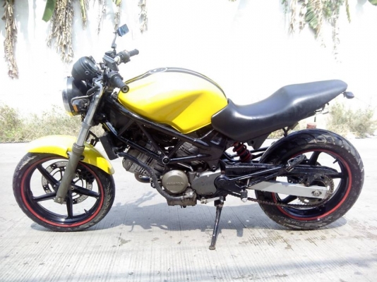 ขาย H0NDA  VTR250 ปี 97 รถพ้อมใช้ครับ