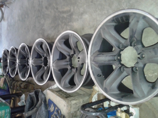 ขายแม็กเล็บเหยี่ยวหลายชุด