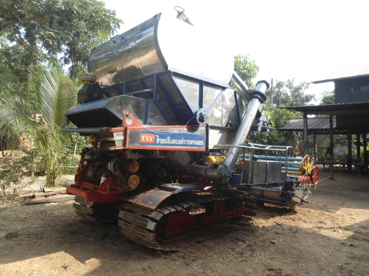 ขายรถเกี่ยวไทยเส็ง ราคาถูก 550,000 บาท