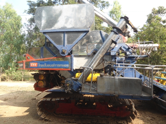 ขายรถเกี่ยวไทยเส็ง ราคาถูก 550,000 บาท