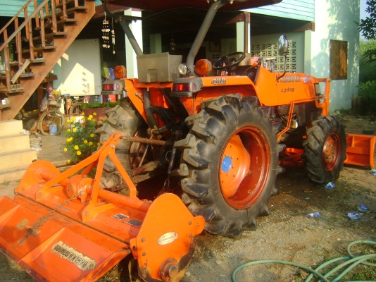 ขายรถไถคูโบต้า 34 แรง ขายรถไถคูโบต้า 34 แรง