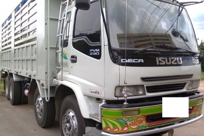 ขายรถอีซุซุ 12 ล้อ สภาพสวย พร้อมใช้งาน