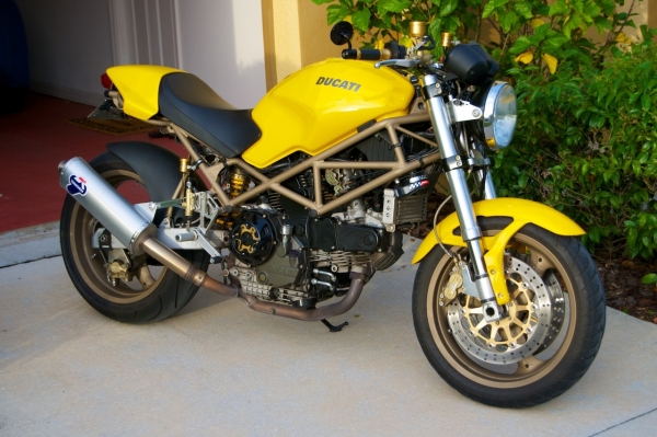 1999 Ducati Monster 900 ขายแล้วครับ 1999 Ducati Monster 900 ขายแล้วครับ