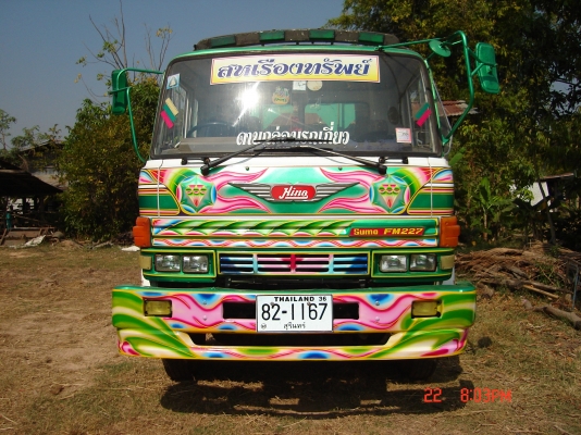 ขายรถบรรทุกรถเกี่ยว hino f18   10 ล้อ 2 เพลา