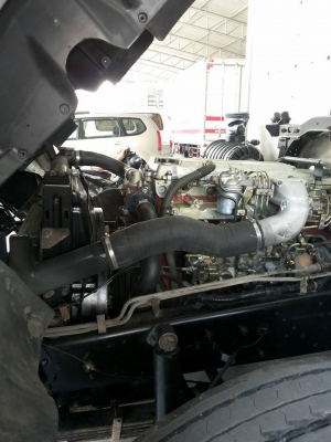 ขาย HINO FG ปี 2546/ 210 แรงม้า ตู้แห้ง 3 บาน ยาว 7.20 เมตร สภาพสวย พร้อมรับงาน สนใจโทร 081-4825911 คุณ พิมพ์ใจ  058-0097969 คุณ รุ่ง