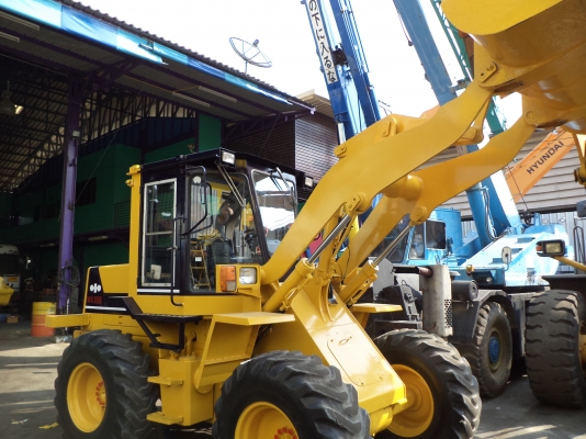 WA100-1-30157 รถตักล้อยาง รถจอดที่CSนวนคร แล้วคะ WA100-1-30157 รถตักล้อยาง รถจอดที่CSนวนคร แล้วคะ