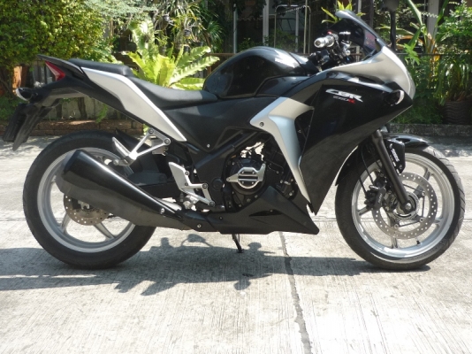 ขายด่วน CBR250I  ABS ปี 2011