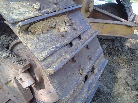 แทรคเตอร์ CAT D6 H ลดราคาจาก 2,350,000 บาท.