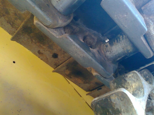 แทรคเตอร์ CAT D6 H ลดราคาจาก 2,350,000 บาท.