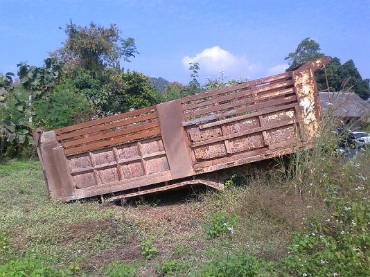 กระบะดั้ม สามมิตร รถสิบล้อ ยาว 6 เมตร มาตรฐาน ถอดจากสิบล้อ คันที่นำไปทำเทลเลอร์บรรทุกแบคโฮ