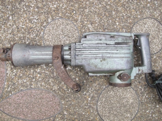 อุปกรณ์เครื่องมือช่าง-เครื่องใช้ไฟฟ้า 28 รายการ มูลค่าหลายแสนบาท ขายเพื่อเลิกกิจการ