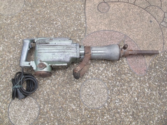 อุปกรณ์เครื่องมือช่าง-เครื่องใช้ไฟฟ้า 28 รายการ มูลค่าหลายแสนบาท ขายเพื่อเลิกกิจการ