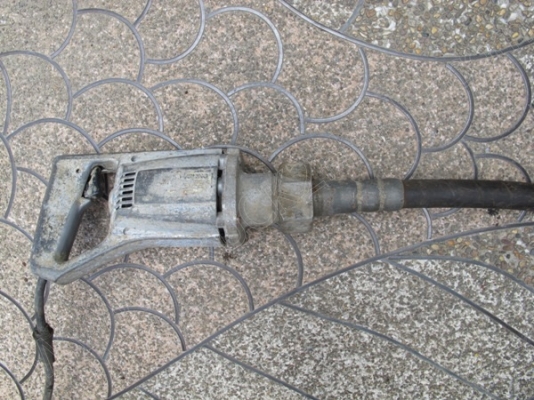 อุปกรณ์เครื่องมือช่าง-เครื่องใช้ไฟฟ้า 28 รายการ มูลค่าหลายแสนบาท ขายเพื่อเลิกกิจการ