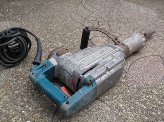 อุปกรณ์เครื่องมือช่าง-เครื่องใช้ไฟฟ้า 28 รายการ มูลค่าหลายแสนบาท ขายเพื่อเลิกกิจการ