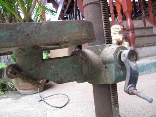 อุปกรณ์เครื่องมือช่าง-เครื่องใช้ไฟฟ้า 28 รายการ มูลค่าหลายแสนบาท ขายเพื่อเลิกกิจการ