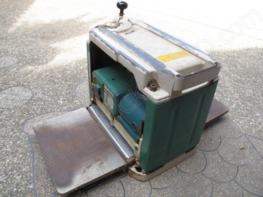 อุปกรณ์เครื่องมือช่าง-เครื่องใช้ไฟฟ้า 28 รายการ มูลค่าหลายแสนบาท ขายเพื่อเลิกกิจการ