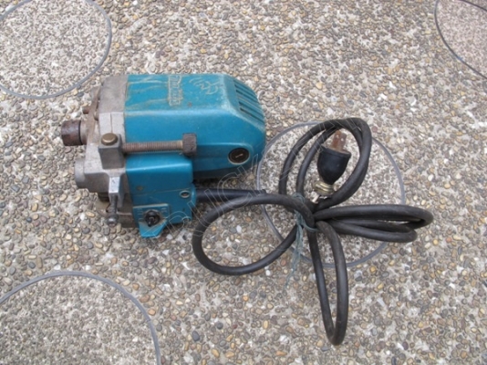 อุปกรณ์เครื่องมือช่าง-เครื่องใช้ไฟฟ้า 28 รายการ มูลค่าหลายแสนบาท ขายเพื่อเลิกกิจการ