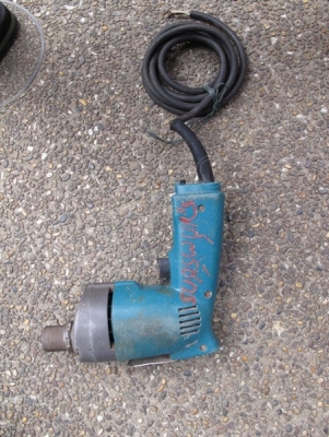 อุปกรณ์เครื่องมือช่าง-เครื่องใช้ไฟฟ้า 28 รายการ มูลค่าหลายแสนบาท ขายเพื่อเลิกกิจการ