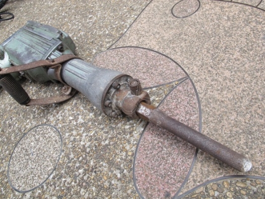 อุปกรณ์เครื่องมือช่าง-เครื่องใช้ไฟฟ้า 28 รายการ มูลค่าหลายแสนบาท ขายเพื่อเลิกกิจการ