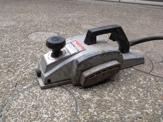 อุปกรณ์เครื่องมือช่าง-เครื่องใช้ไฟฟ้า 28 รายการ มูลค่าหลายแสนบาท ขายเพื่อเลิกกิจการ