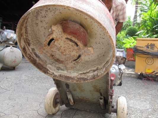 อุปกรณ์เครื่องมือช่าง-เครื่องใช้ไฟฟ้า 28 รายการ มูลค่าหลายแสนบาท ขายเพื่อเลิกกิจการ