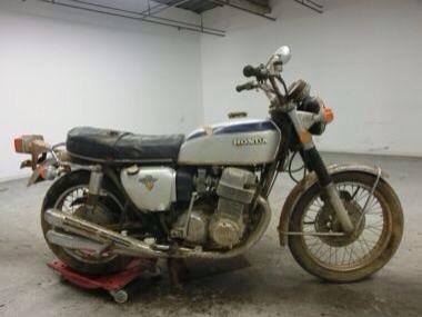 Cb750. K4 แปดวาล์ แห้งๆ 150000