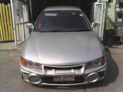 ขายท้ายเบ็นซ์ แต่งEVO4 เครื่องเดิมล้อ17 ท่อNITTO