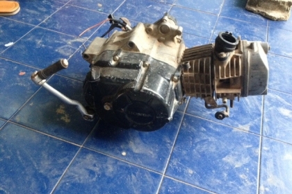 เครื่องเวฟ 110 หัวฉีดเป็นเครื่องเวฟ 110 หัวฉีดไม่เยิ้มครับราคานี้คุ้มครับด่วนๆ