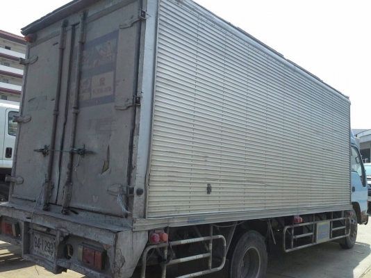 ขาย 6 ล้อ ISUZU NPR66P ปี2000 120 แรง ฝาขาว