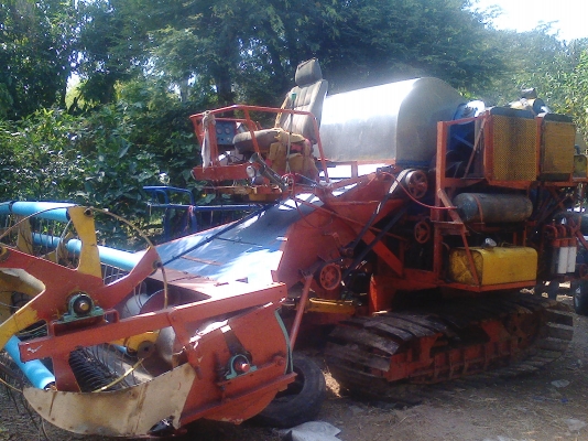 รถเกี่ยวรุ่งเจริญ250000]ลดได้อีก240000