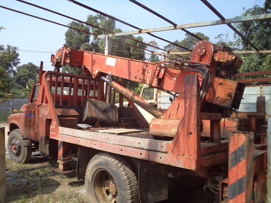 ขายรถเครนขนาด 5 ตัน 3 ปลอก รถพร้อมใช้แต่ต้องไปเก็บสีหน่อย