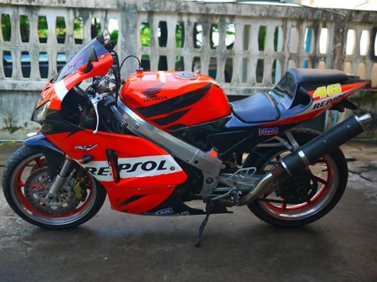 ขาย Nc30 พร้อมทะเบียนแท้จัดไฟแนนท์ได้ แฟริ่ง Rc212 โช๊คหัวกลับ