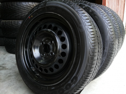 ล้อกะทะขอบ15 city jazz  ยางพอใช้