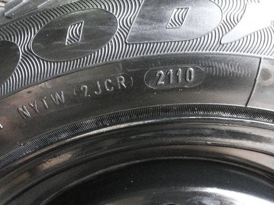 ล้อกะทะขอบ15 city jazz  ยางพอใช้