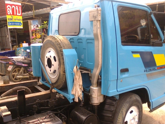 ขาย6ล้อดั้ม NKR8.8แรงม้า ปี33 ห้างแท้ เครื่องดีคัดซีสวย รถบ้านแท้พร้อมใช้พร้อมใข้