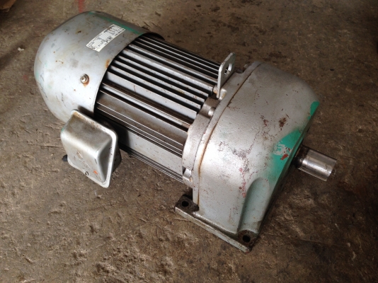 ขายมอเตอร์เกียร์ Mitsubishi 3 HP. มีคอล์ยเบรคในตัว อัตราทด 1:25 สภาพสวย พร้อมใช้งาน