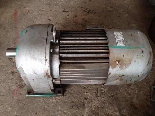 ขายมอเตอร์เกียร์ Mitsubishi 3 HP. มีคอล์ยเบรคในตัว อัตราทด 1:25 สภาพสวย พร้อมใช้งาน ขายมอเตอร์เกียร์ Mitsubishi 3 HP. มีคอล์ยเบรคในตัว อัตราทด 1:25 สภาพสวย พร้อมใช้งาน