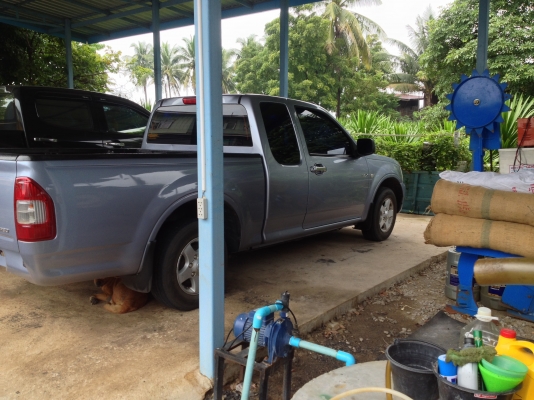 ขอแลกกับรถไถฟอร์ด หรือรถไถอย่างอื่น ว่ามา ส่วนต่างคุยกัน